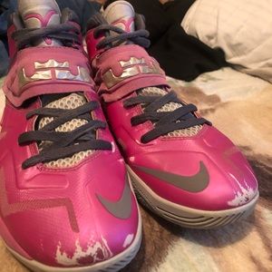 Nike Zoom Soldier Vll “Kay Yow”